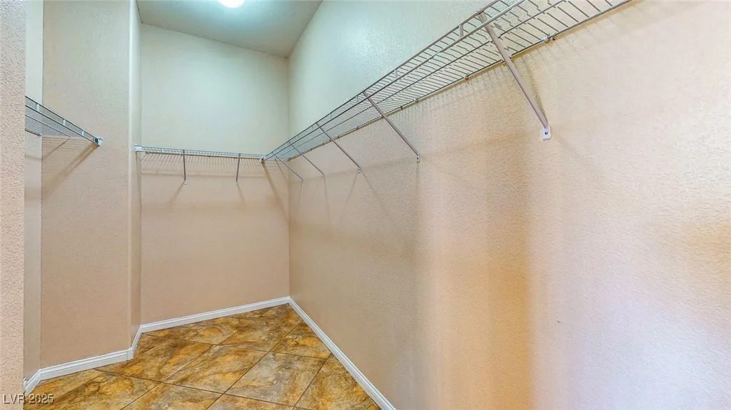 9052 Creed Mountain, Las Vegas, NV 89178