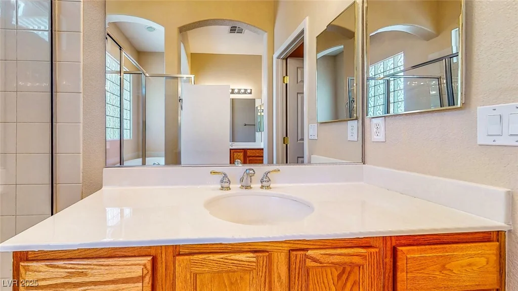 9052 Creed Mountain, Las Vegas, NV 89178