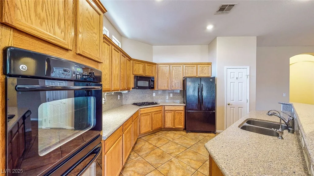 9052 Creed Mountain, Las Vegas, NV 89178