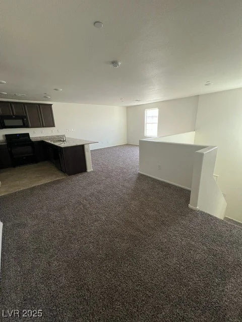 4561 Woolcomber, Las Vegas, NV 89115