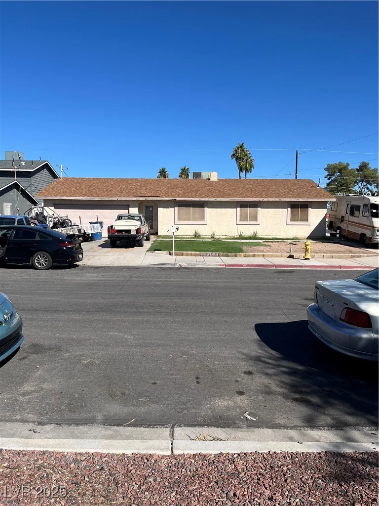 4890 Idaho, Las Vegas, NV 89104