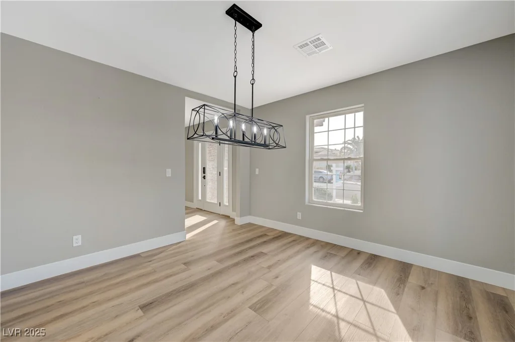 909 Rhyolite, Henderson, NV 89011