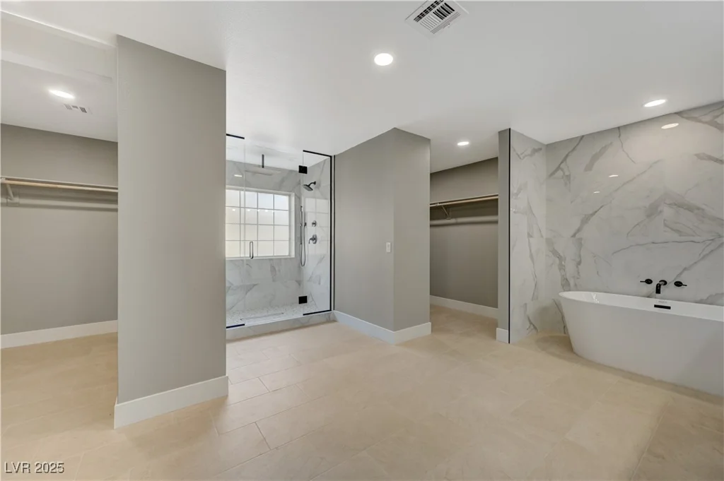 909 Rhyolite, Henderson, NV 89011