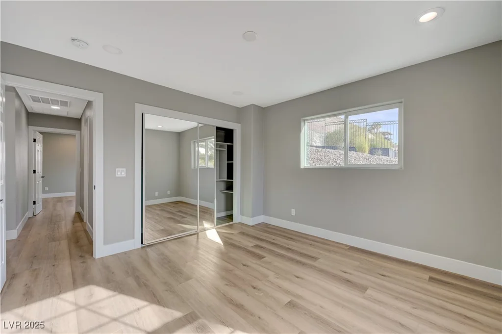 909 Rhyolite, Henderson, NV 89011