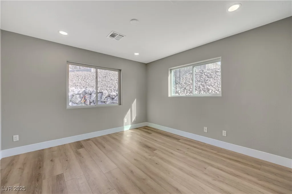 909 Rhyolite, Henderson, NV 89011