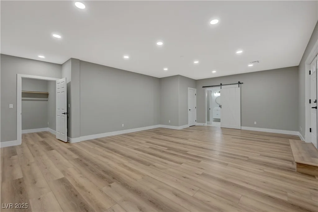 909 Rhyolite, Henderson, NV 89011