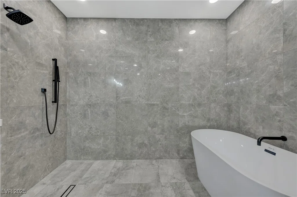 909 Rhyolite, Henderson, NV 89011