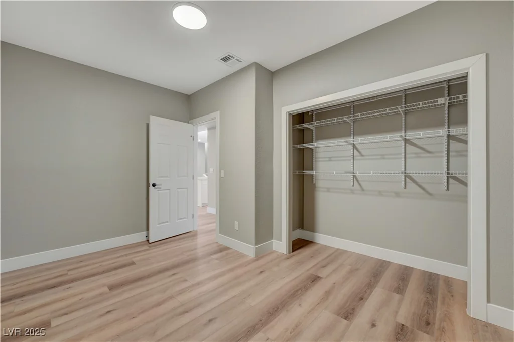909 Rhyolite, Henderson, NV 89011