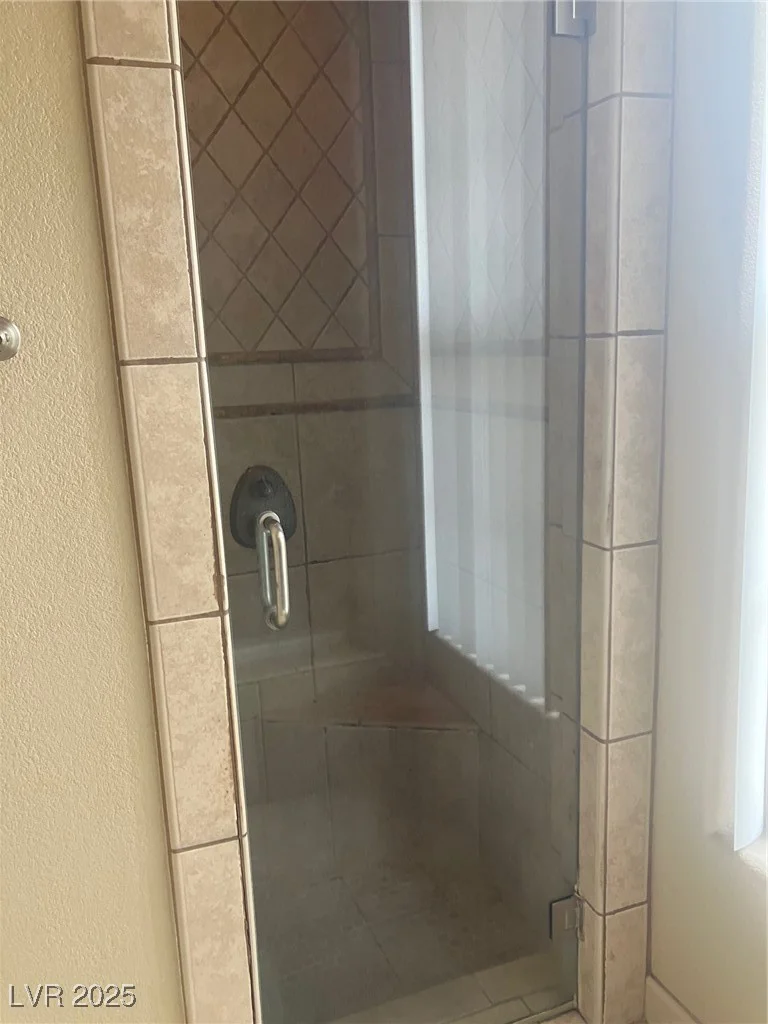 32 Via Vasari, Henderson, NV 89011
