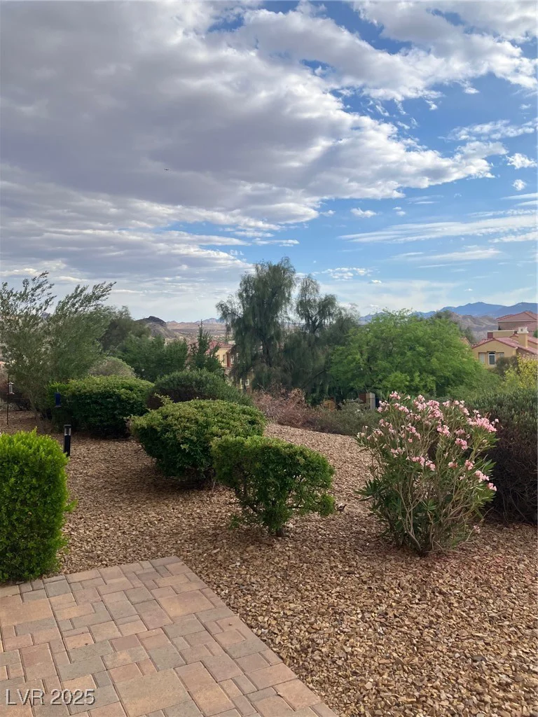 32 Via Vasari, Henderson, NV 89011