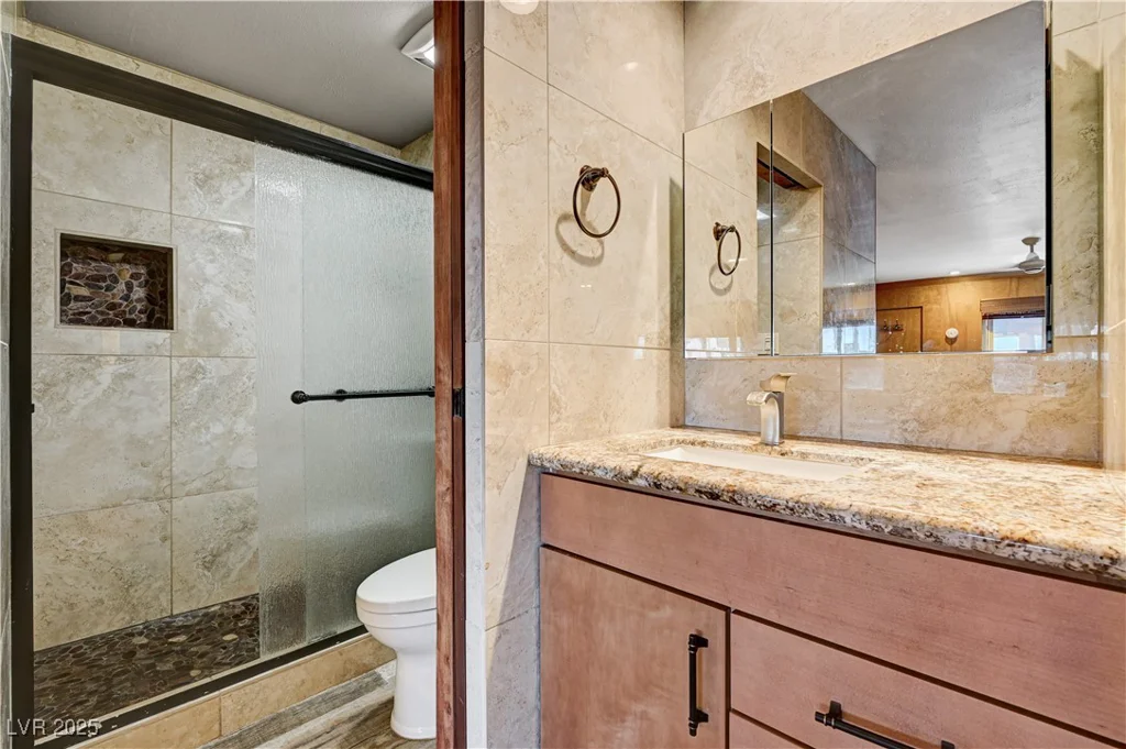 4600 Paradise, Las Vegas, NV 89169