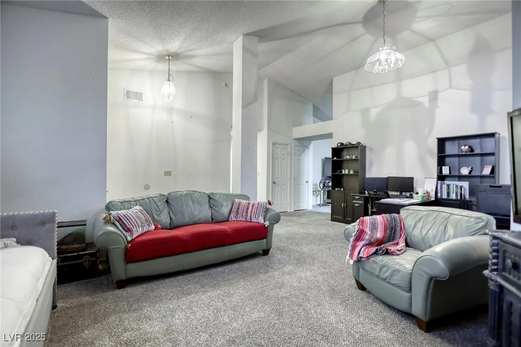 3817 Dauntless, North Las Vegas, NV 89031