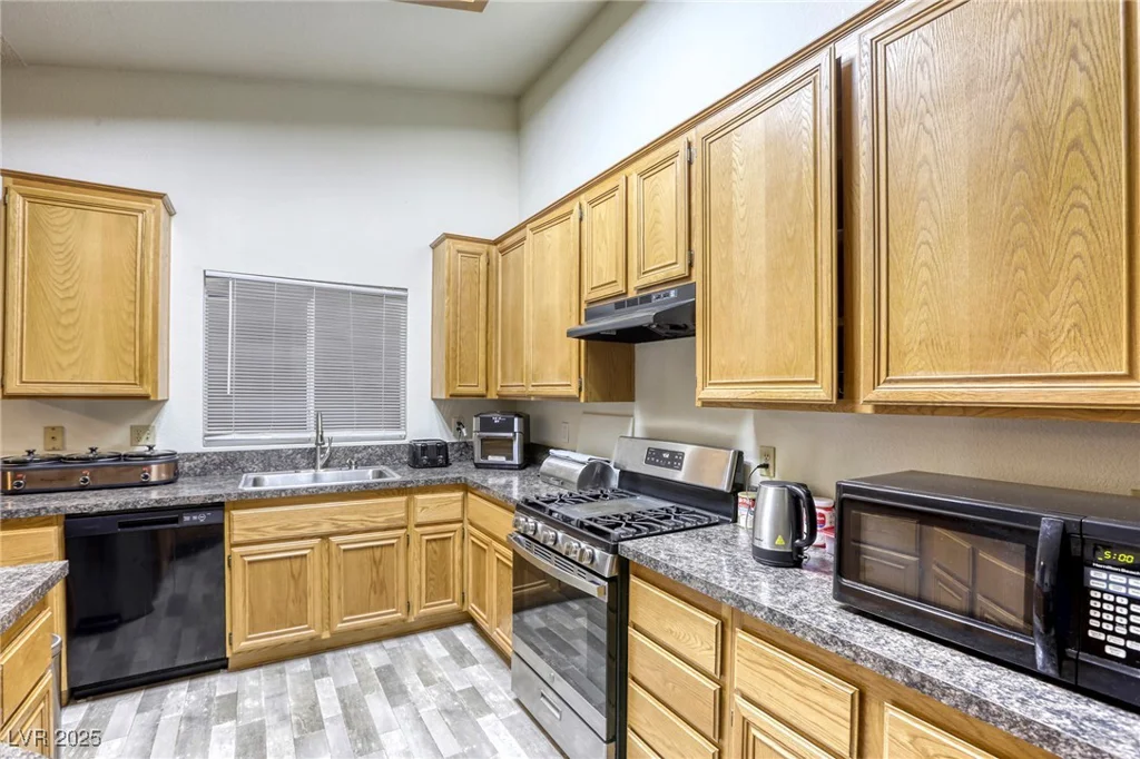 3817 Dauntless, North Las Vegas, NV 89031
