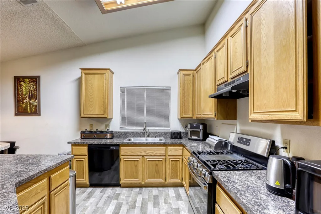 3817 Dauntless, North Las Vegas, NV 89031