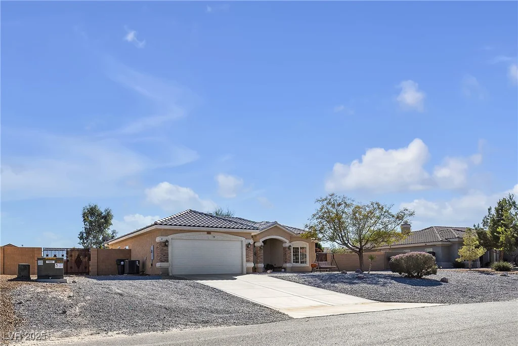 4911 Parkwood, Pahrump, NV 89061
