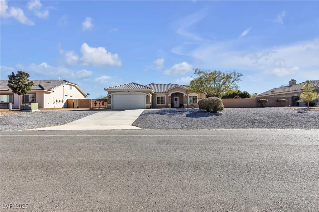 4911 Parkwood, Pahrump, NV 89061