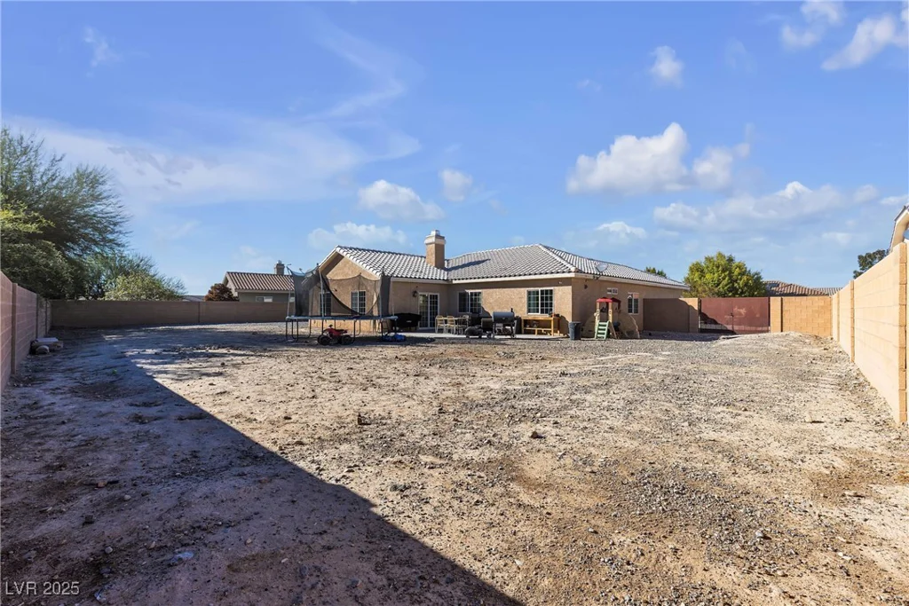 4911 Parkwood, Pahrump, NV 89061