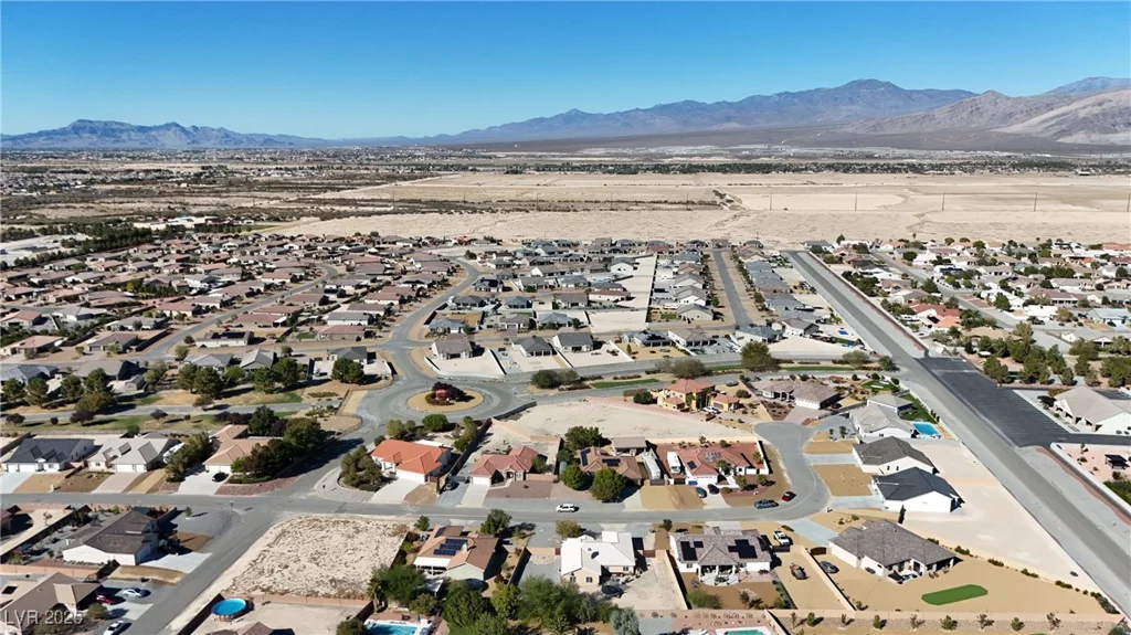 4911 Parkwood, Pahrump, NV 89061