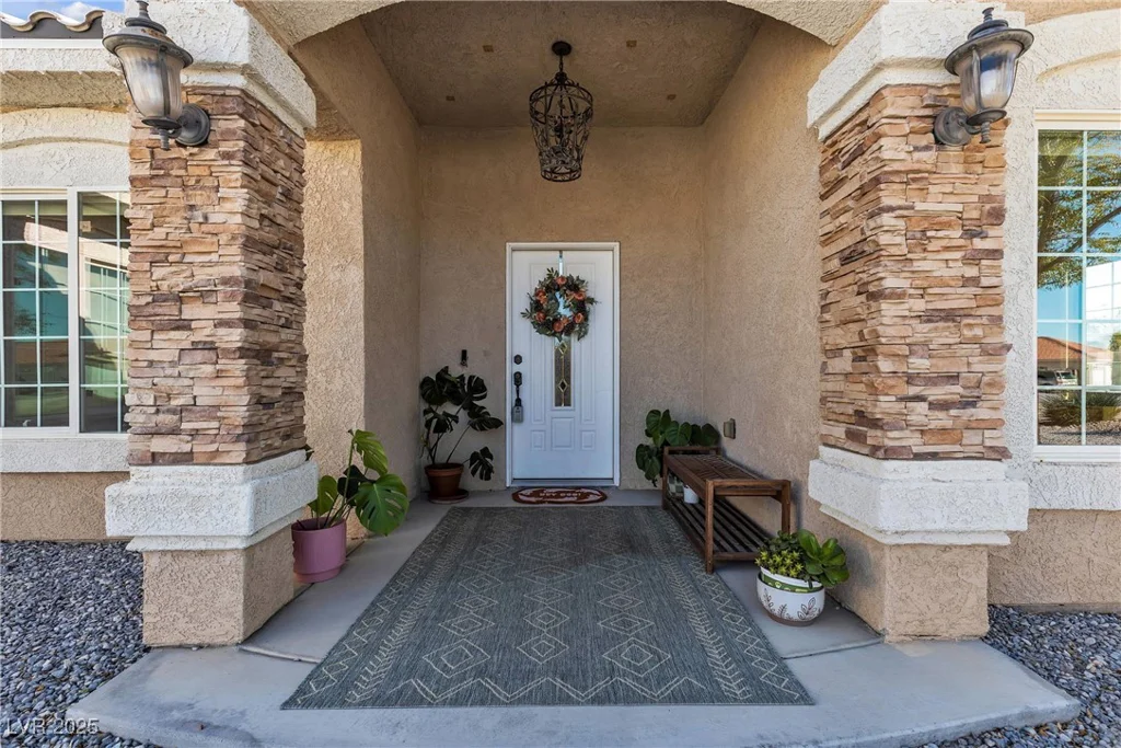 4911 Parkwood, Pahrump, NV 89061