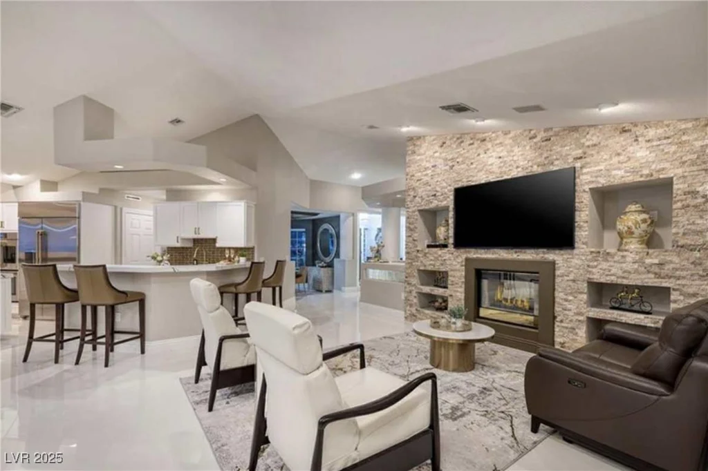 3240 Richmar, Las Vegas, NV 89139