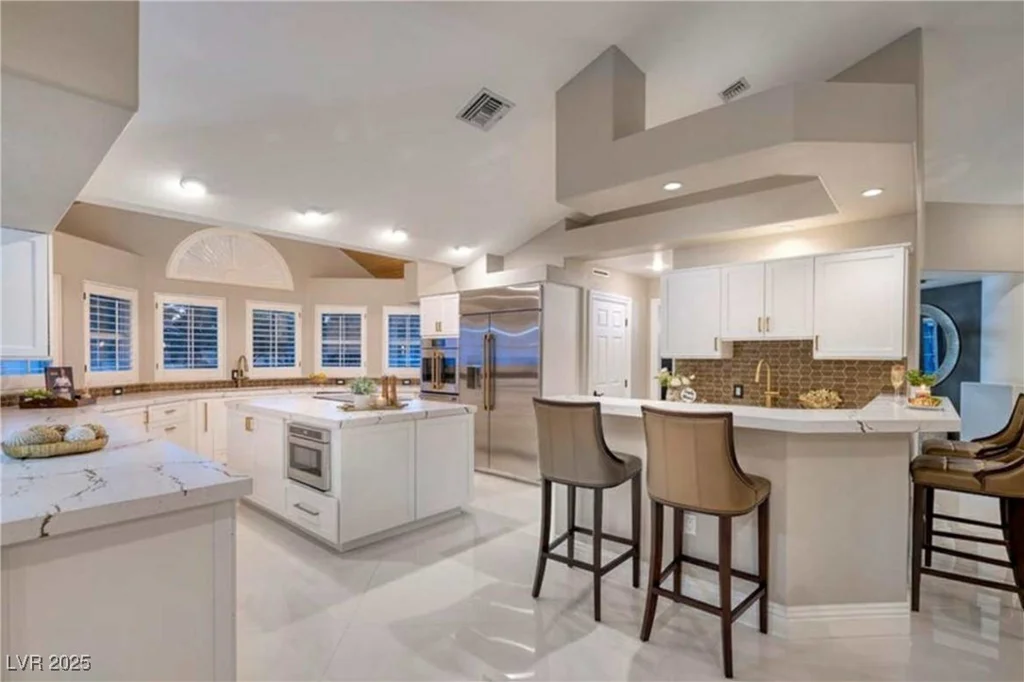 3240 Richmar, Las Vegas, NV 89139