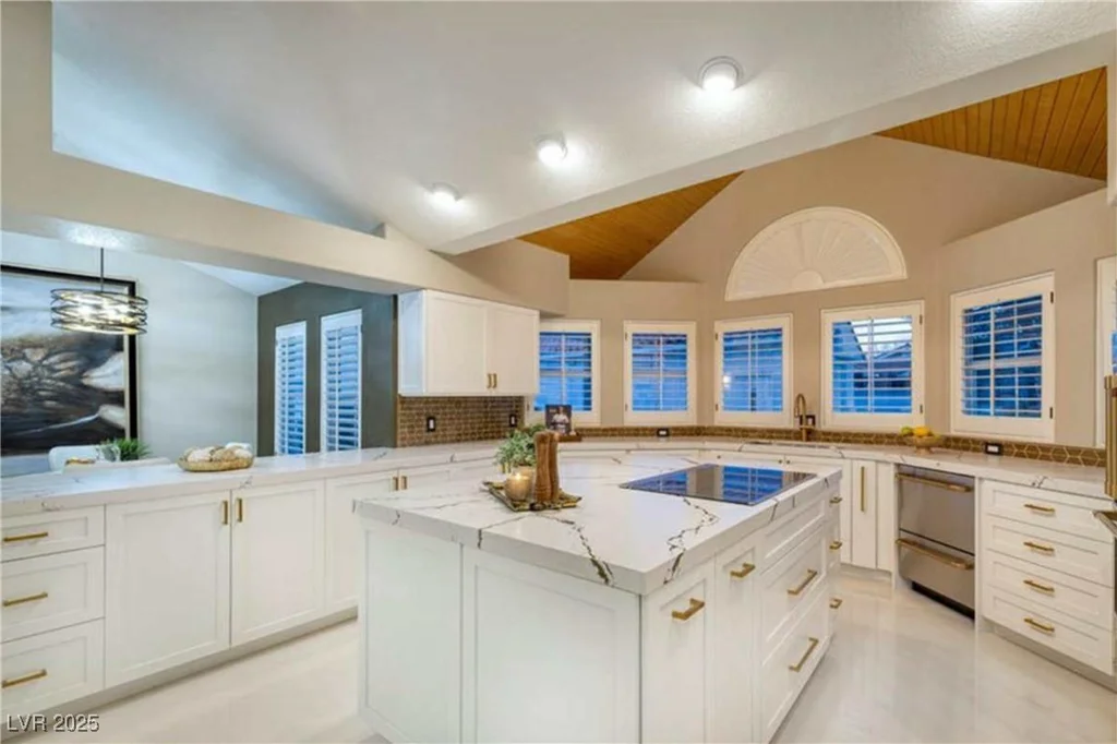 3240 Richmar, Las Vegas, NV 89139