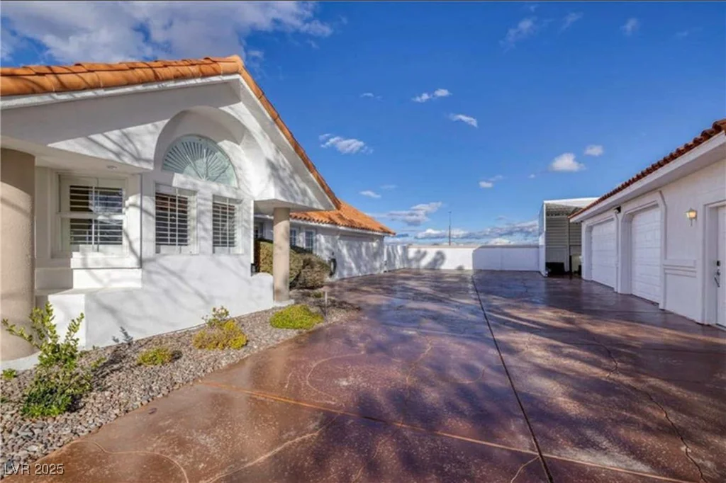 3240 Richmar, Las Vegas, NV 89139