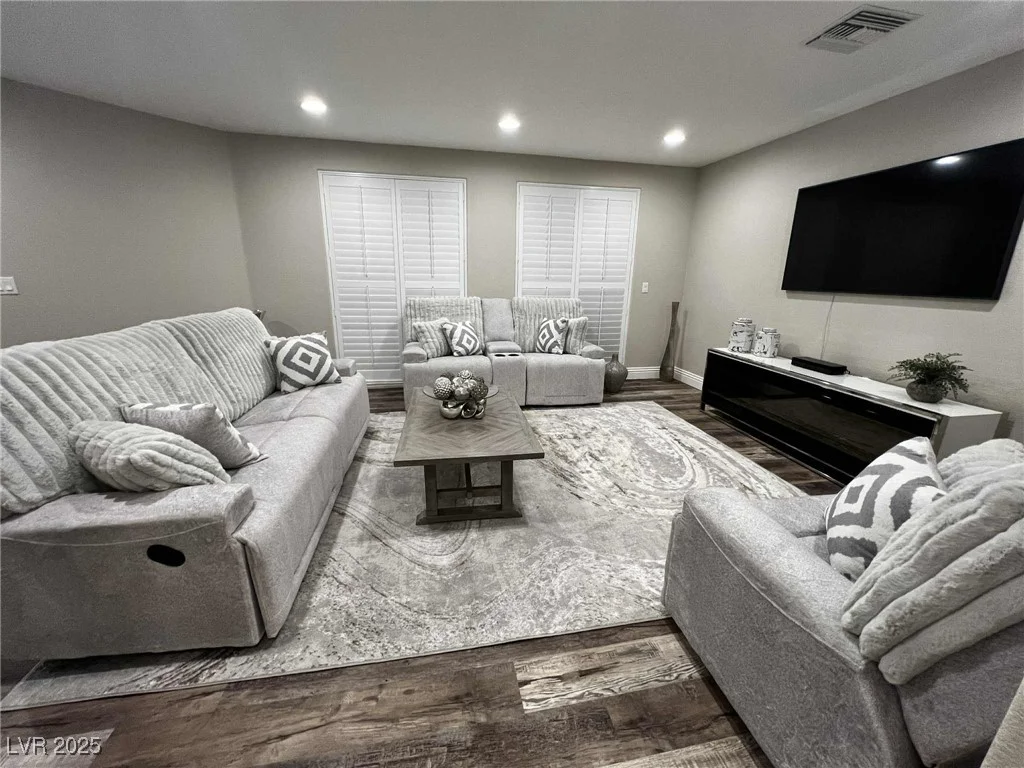 3240 Richmar, Las Vegas, NV 89139