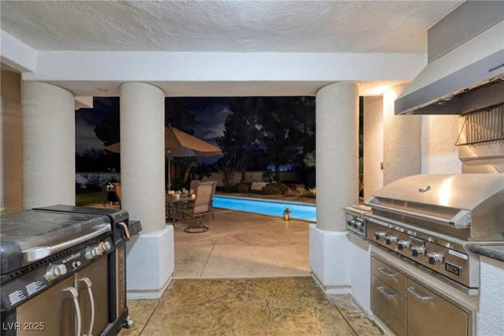 3240 Richmar, Las Vegas, NV 89139