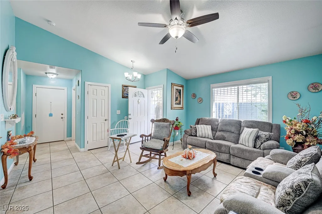 4773 Welter, Las Vegas, NV 89104