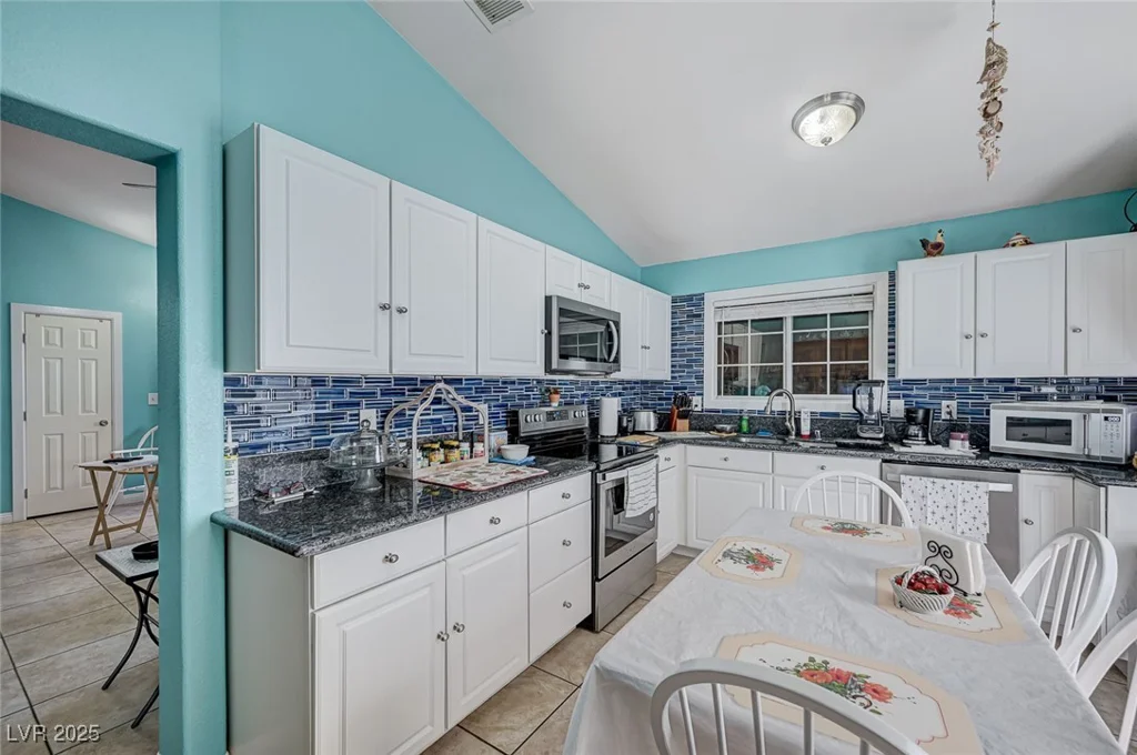 4773 Welter, Las Vegas, NV 89104