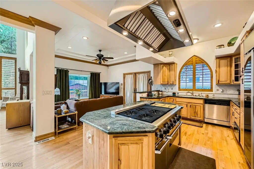4458 Yellow Pine, Mount Charleston, NV 89124