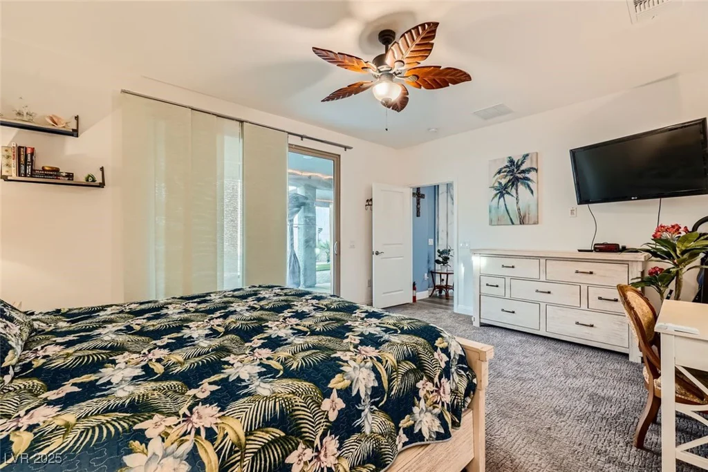 2122 Thelen, North Las Vegas, NV 89086