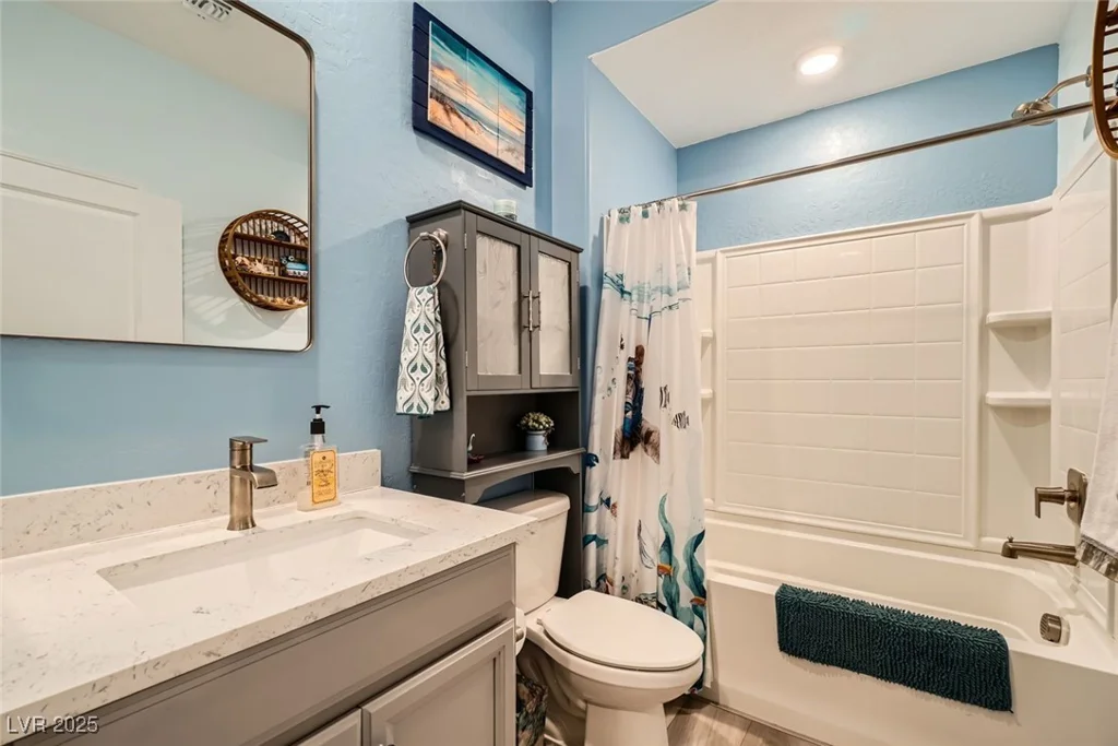 2122 Thelen, North Las Vegas, NV 89086