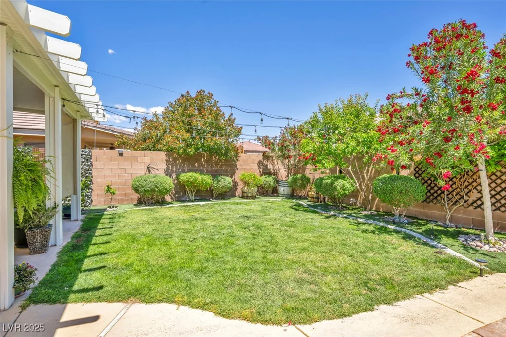 10662 Bonchester Hill, Las Vegas, NV 89141