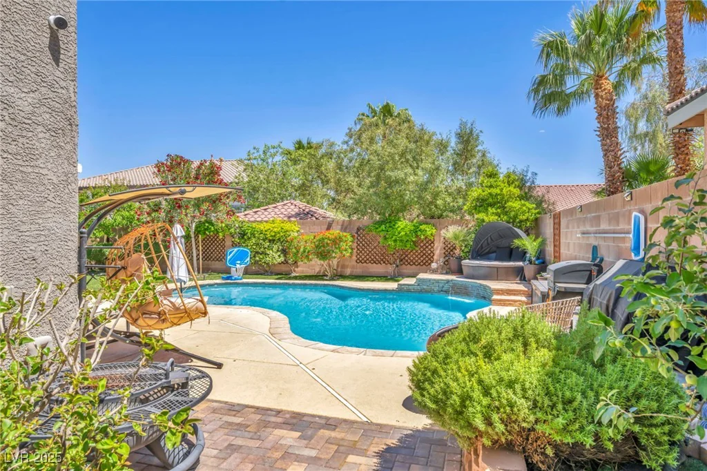 10662 Bonchester Hill, Las Vegas, NV 89141