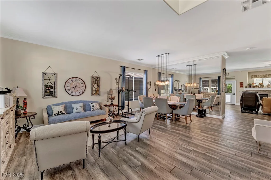 10662 Bonchester Hill, Las Vegas, NV 89141