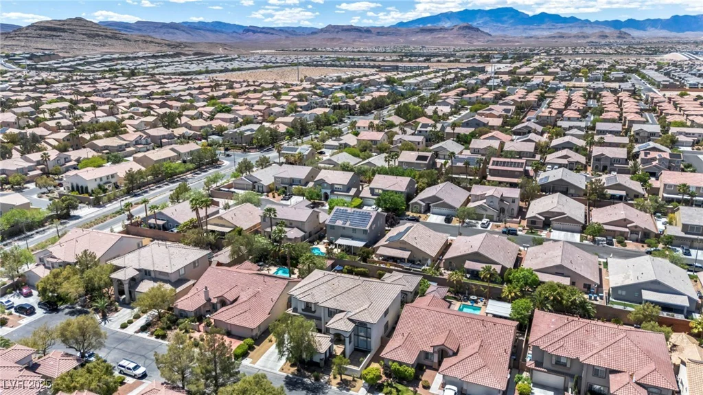 10662 Bonchester Hill, Las Vegas, NV 89141