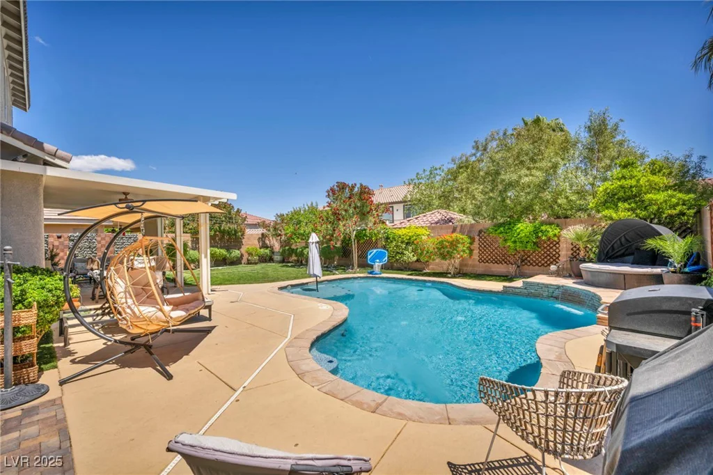 10662 Bonchester Hill, Las Vegas, NV 89141