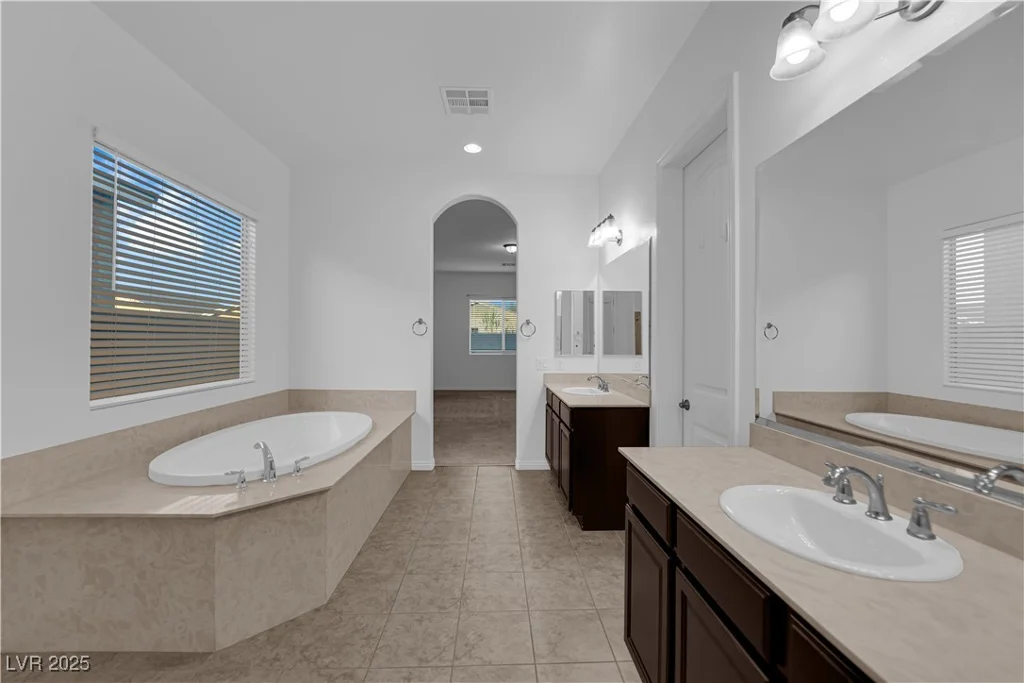 8070 Slip Point, Las Vegas, NV 89147