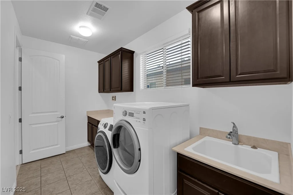 8070 Slip Point, Las Vegas, NV 89147