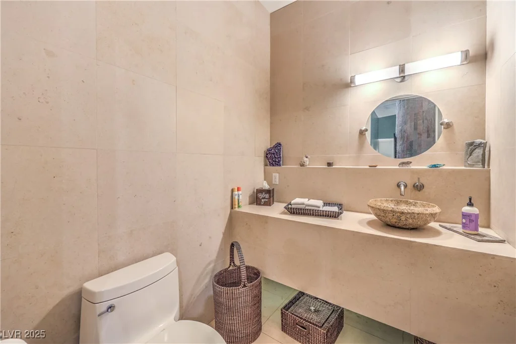 3910 Pebble, Las Vegas, NV 89139