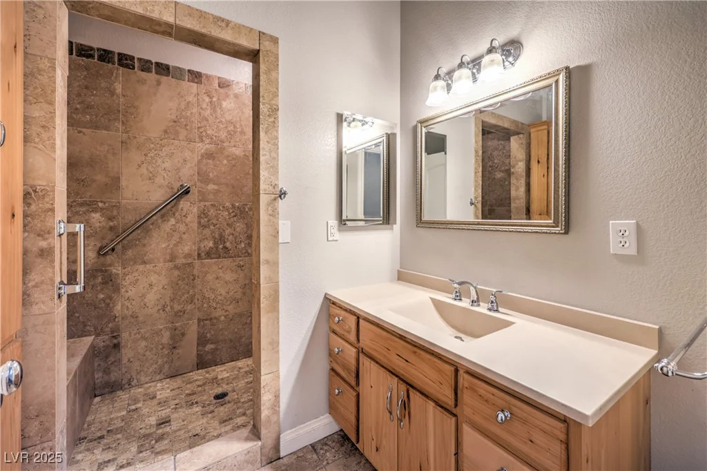 3910 Pebble, Las Vegas, NV 89139