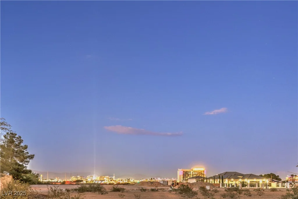 3910 Pebble, Las Vegas, NV 89139