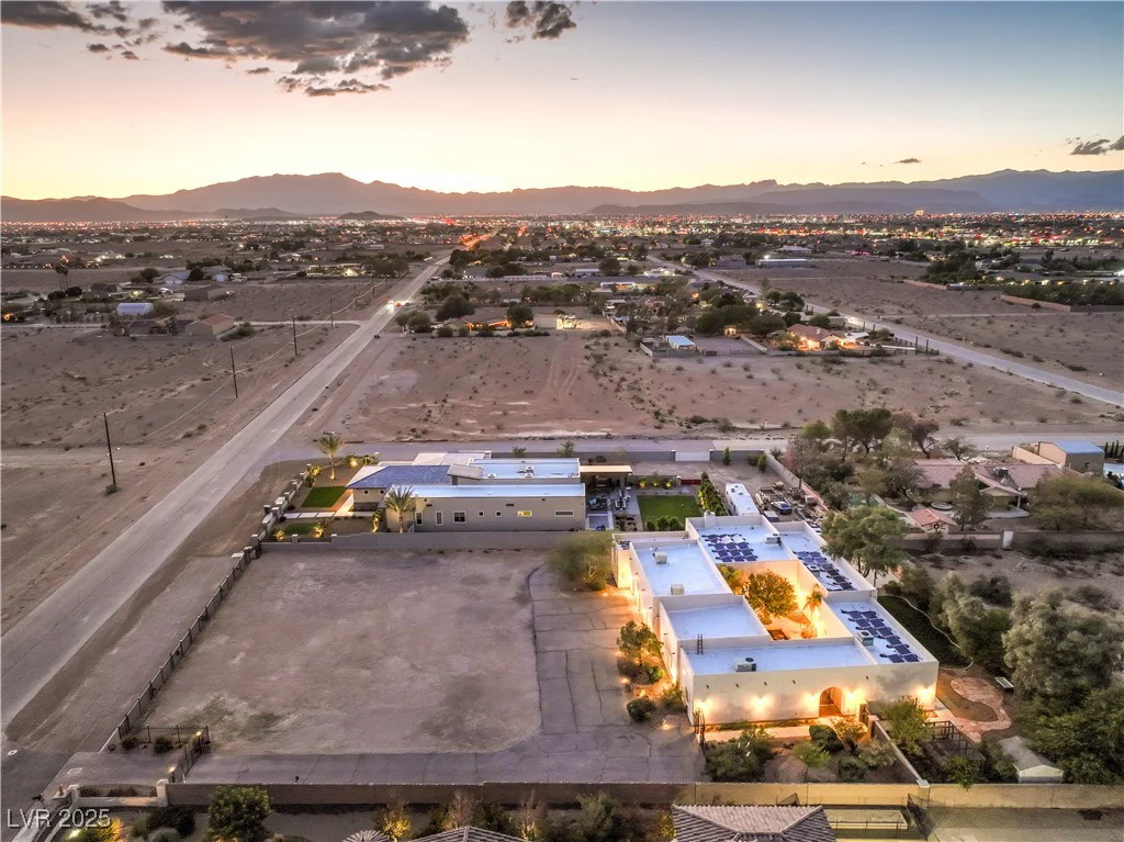 3910 Pebble, Las Vegas, NV 89139