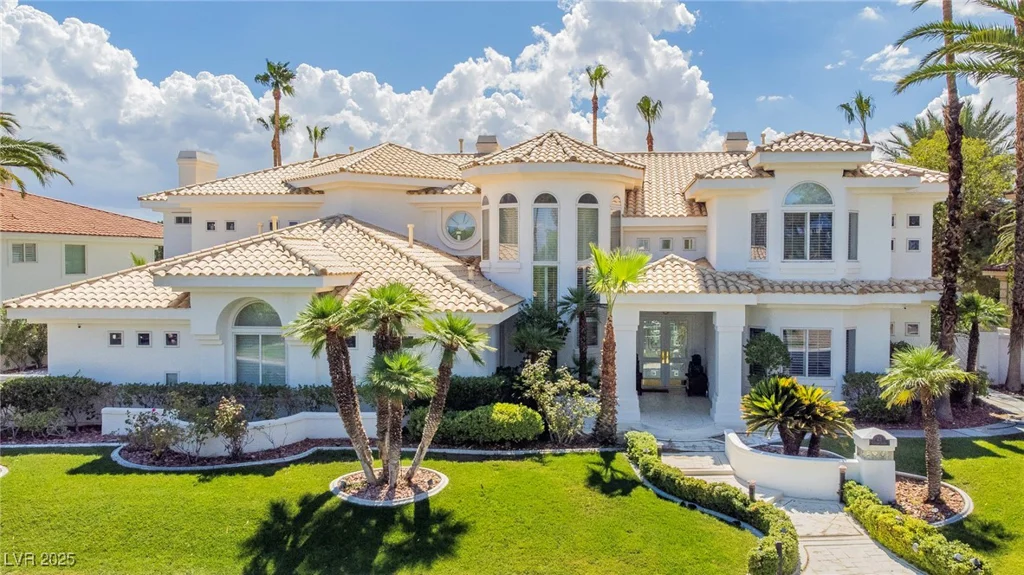 23 Cascade Creek, Las Vegas, NV 89113