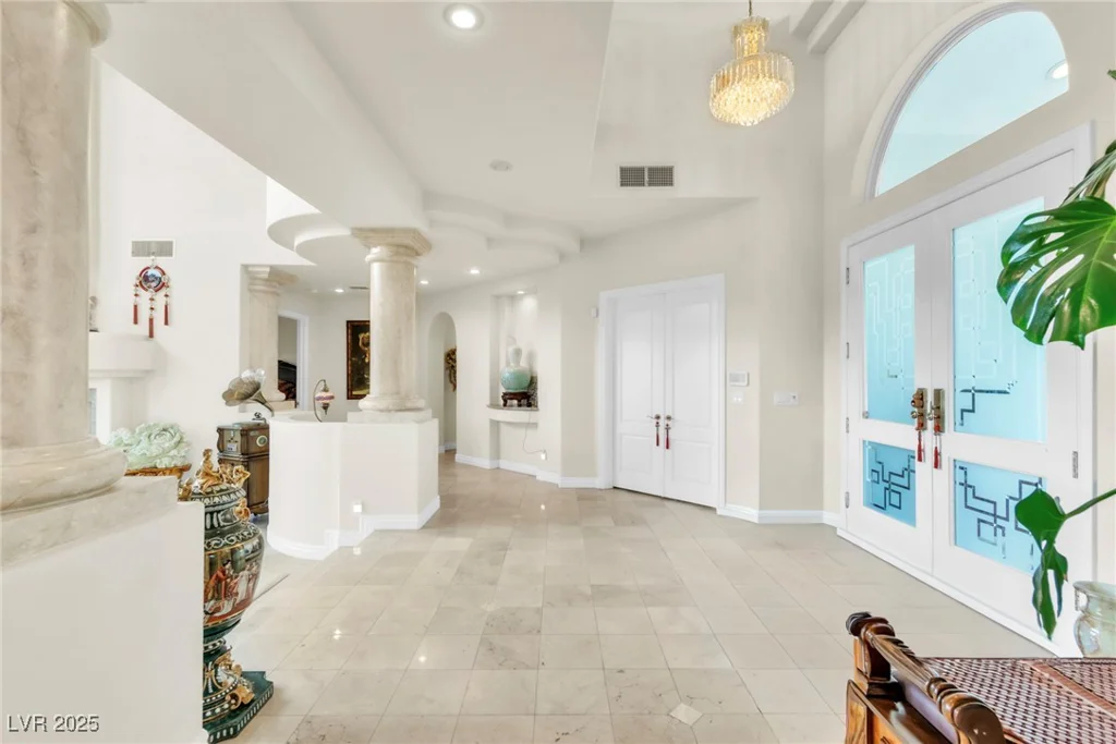 23 Cascade Creek, Las Vegas, NV 89113