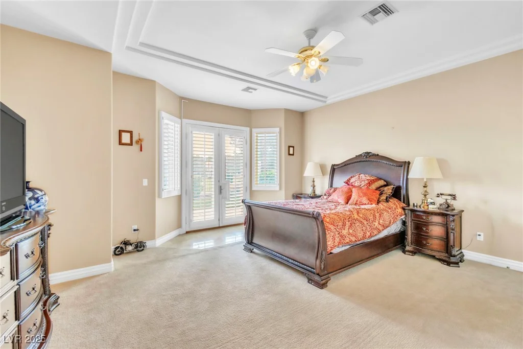 23 Cascade Creek, Las Vegas, NV 89113