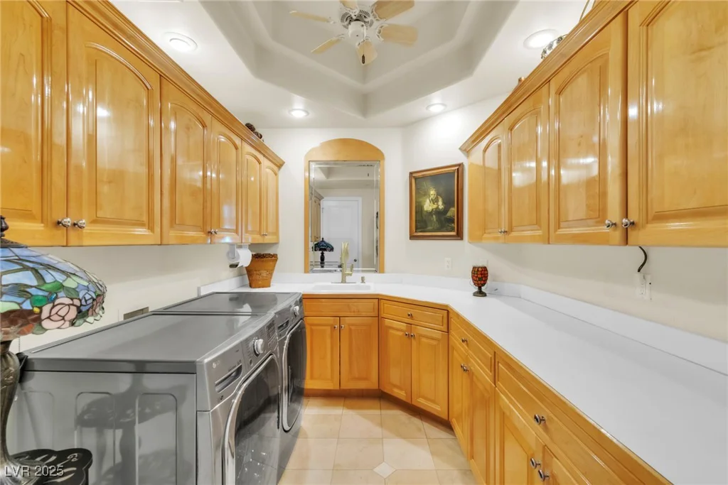 23 Cascade Creek, Las Vegas, NV 89113