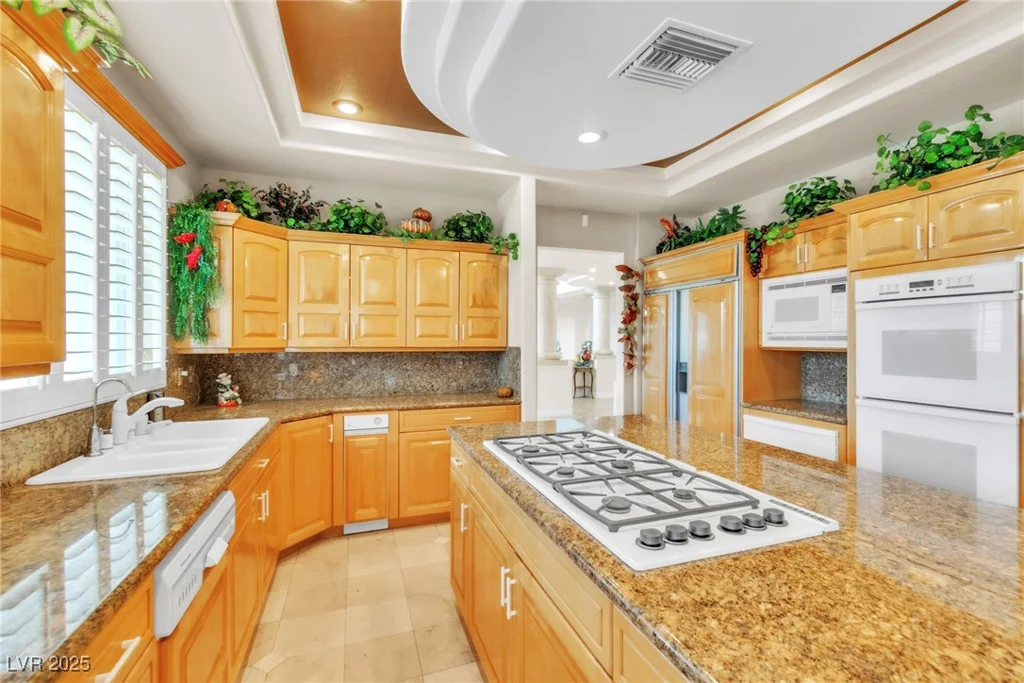23 Cascade Creek, Las Vegas, NV 89113